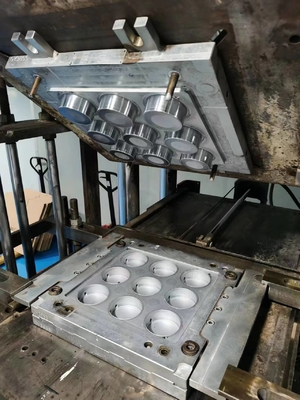 Cavidad múltiple plástica del CNC EDM del moldeo a presión del silicón líquido LSR